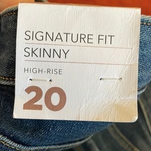 Lane Bryant signature fit skinny jeans size 20